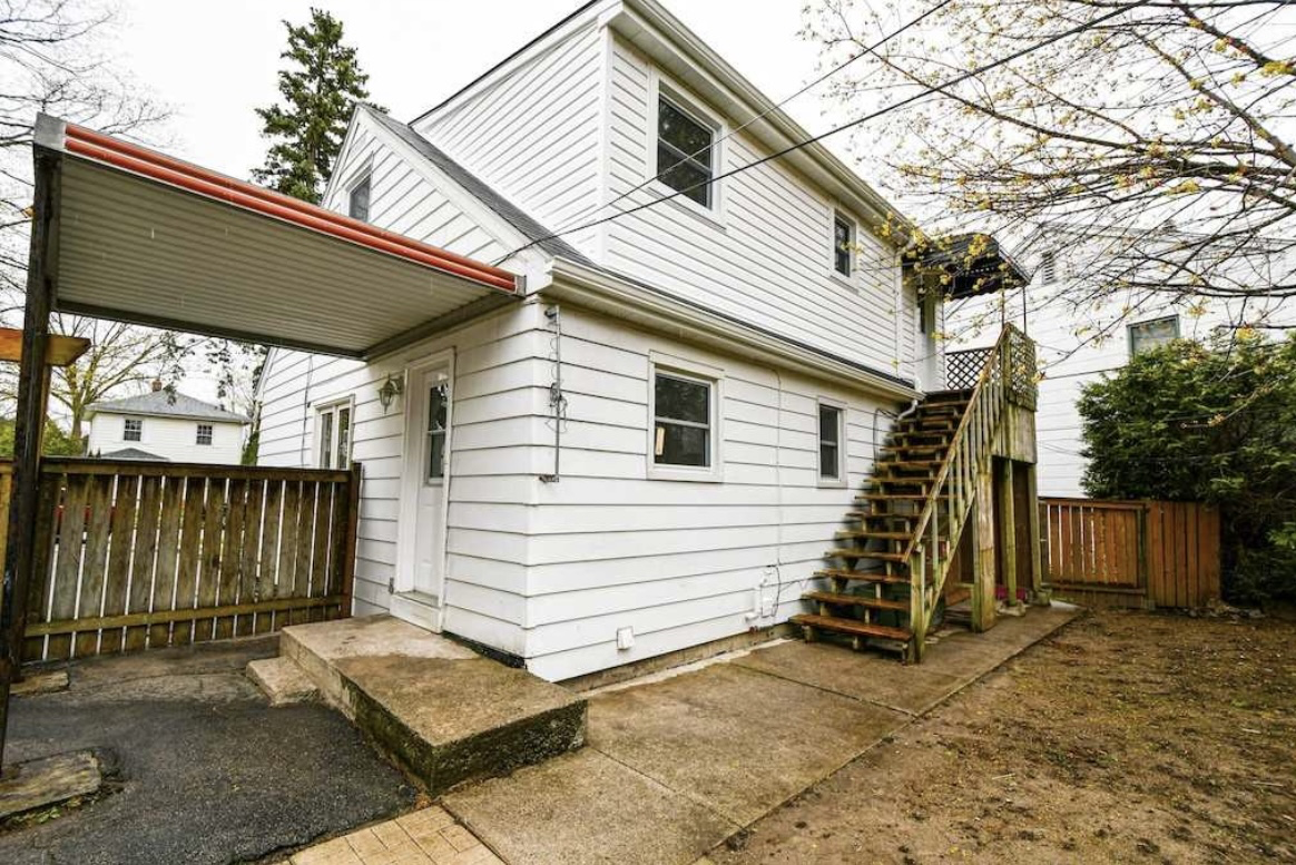 310 Mason Avenue - Upstairs